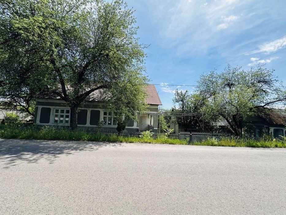 Продається будинок у с. Золотарьово