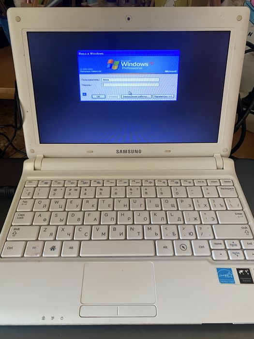 Нетбук Sansung NP-N100S