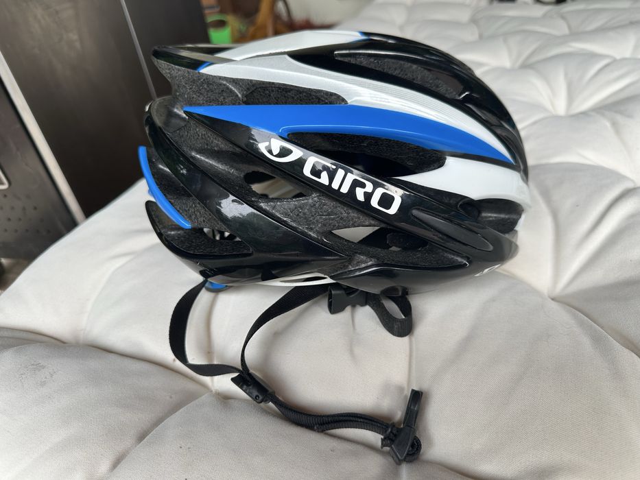 Kask rowerowy GIRO