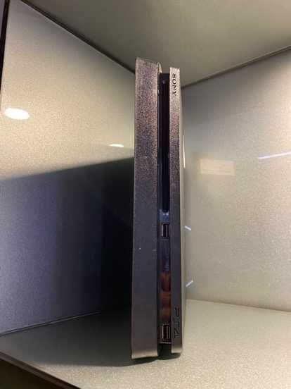 PS4 SLIM 500GB + 1 Jogo + 1 Comando