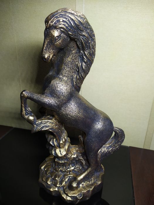 Статуэтка лошади 40см.