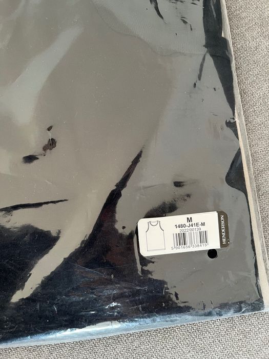 Майка нова Henderson M