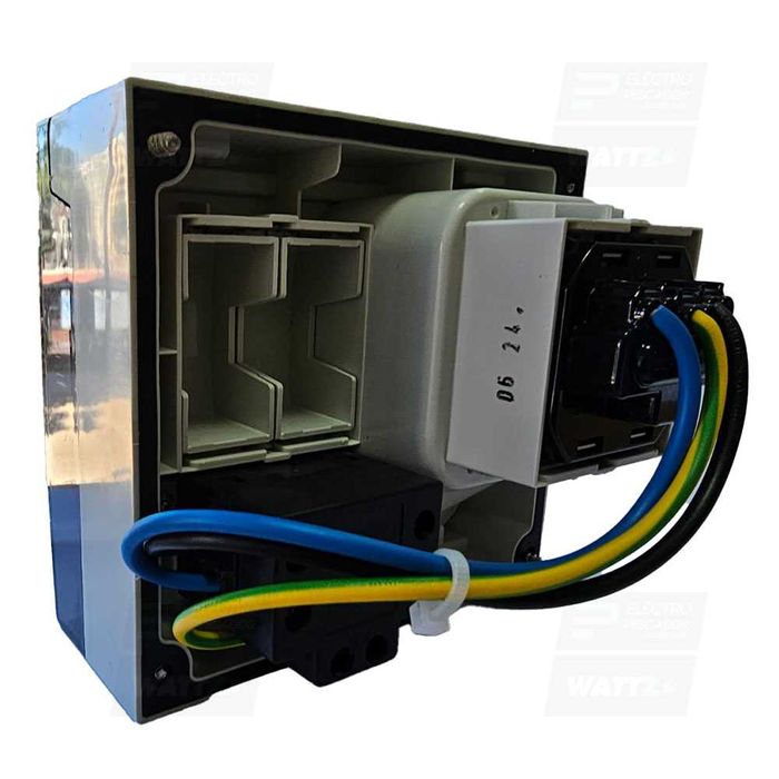 Tomada Com Chave 16A SCA407 Ficha Trancada Elevada Robustez