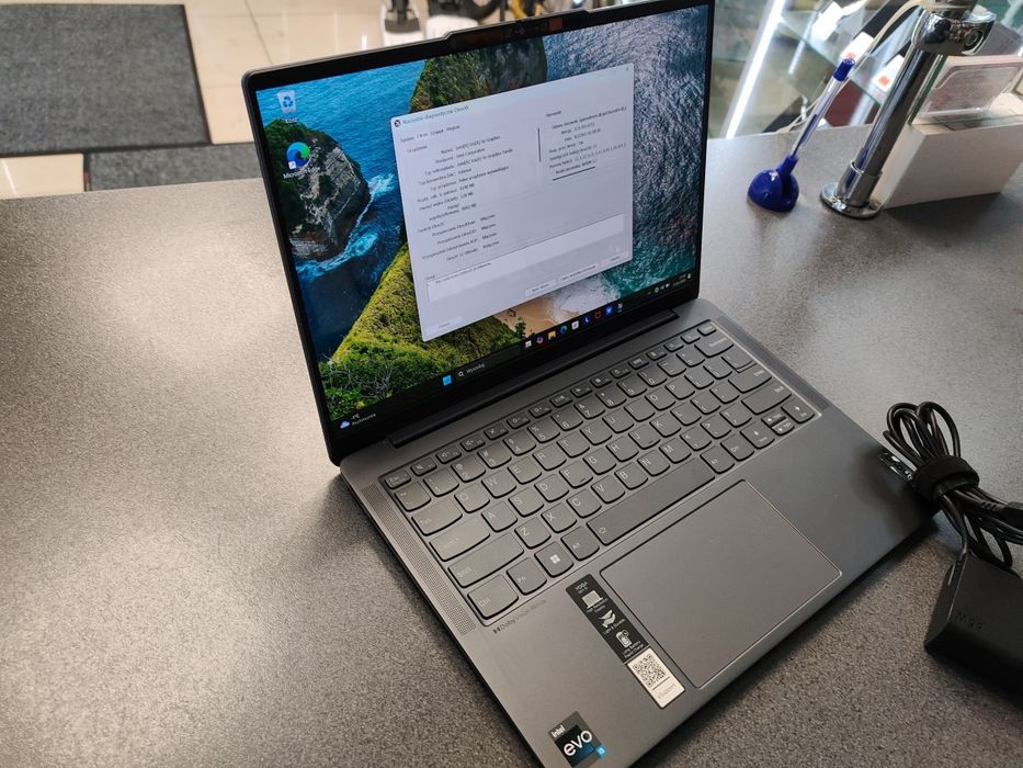 W2//Lenovo/ Yoga Slim 6 Laptop/ Szczecin