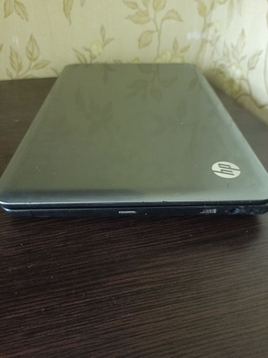 Робочий ноутбук HP Pavilion g6-1323sr  A4-3305M/4Gb/500Gb