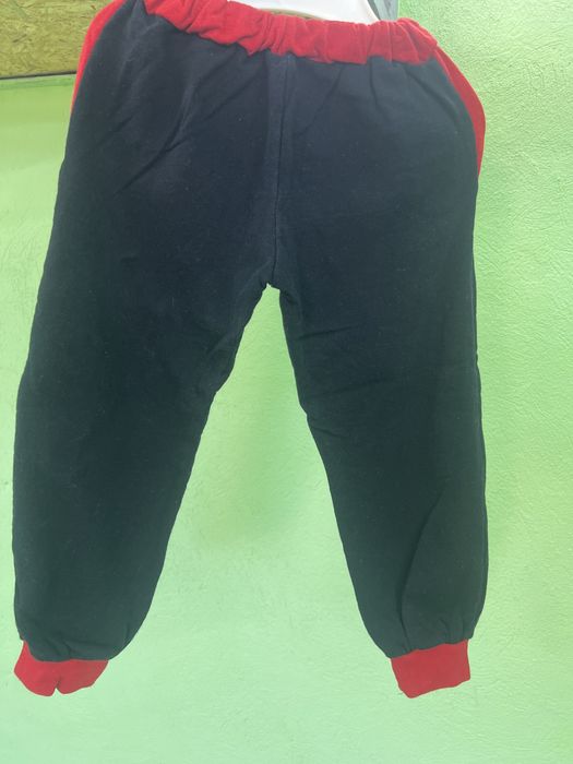 Спортивний костюм на дівчинку 2-3 роки