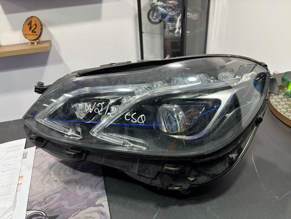 Farol frente esquerdo Mercedes W212 de 2014 Led A2128202339KZ