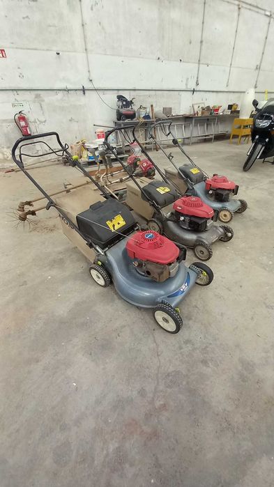 Corta relvas Honda easy start em bom estado, 1 só dono, mesmo relvado