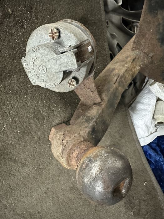 Фаркоп б/у стояв на Honda C-RV