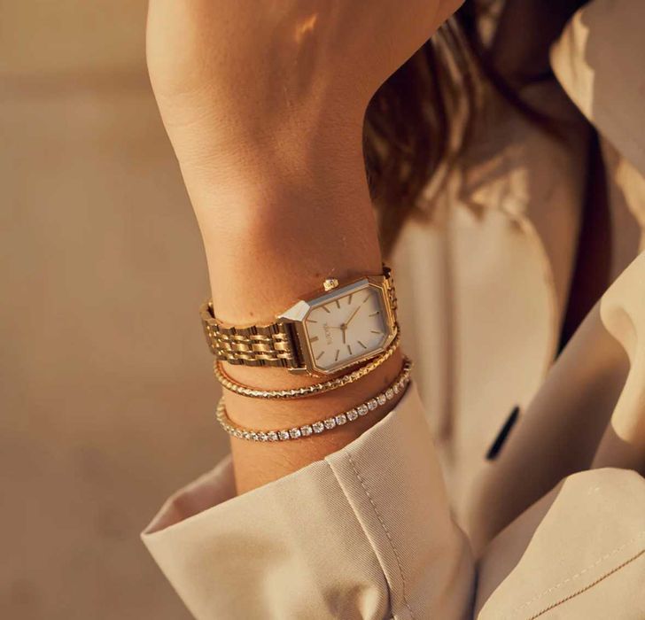 В наявності годинник BURKER