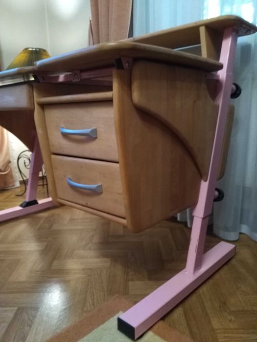 Стол письменный Эргономик фирмы «Понди»