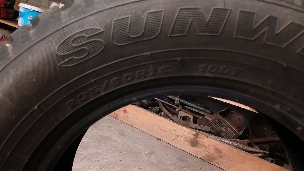 Продам шину зимову в ідеальному стані