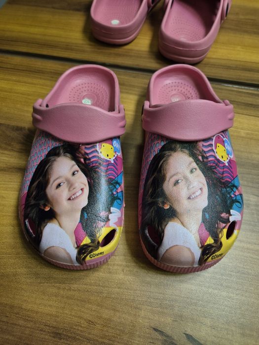 Soy Luna klapki basenowe crocsy 30 /31
Ubrane raz