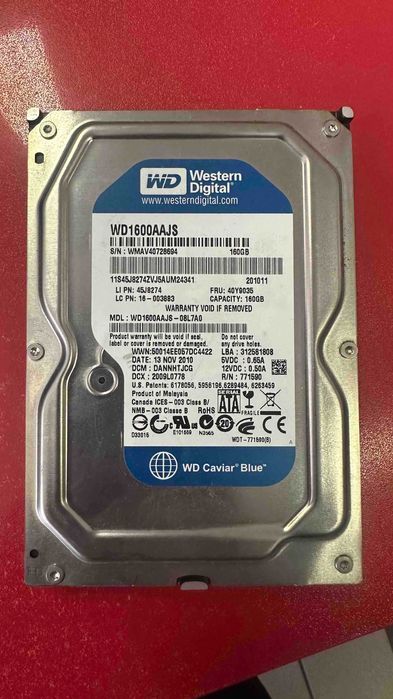 WD 160GB (WD1600AAJS) Seagate Barracuda 160GB (ST3160815AS)