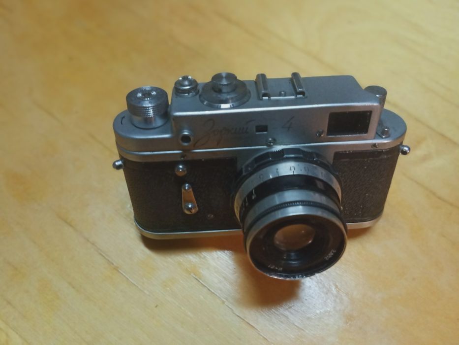 Продам фото апарат Зоркий-4