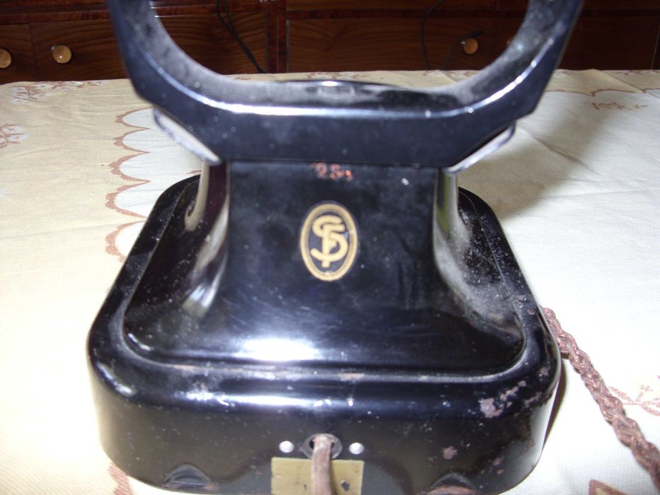 telefon siemens antyk  ma 100 lat