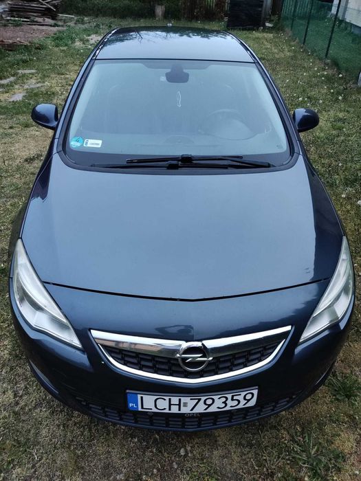 Opel Astra J, 2010, 2.0 diesel, 160 KM
