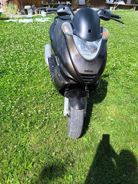 скутер Beta 150cc.