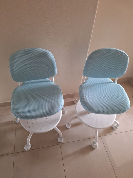 Cadeira p/secretária criança