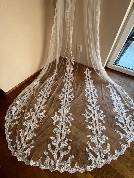 welon katedralny w stylu hiszpańskim