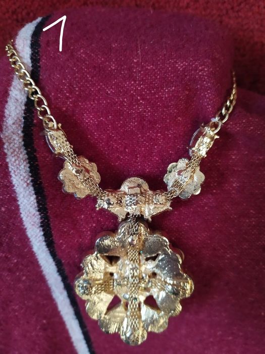 Красивое Колье недорого