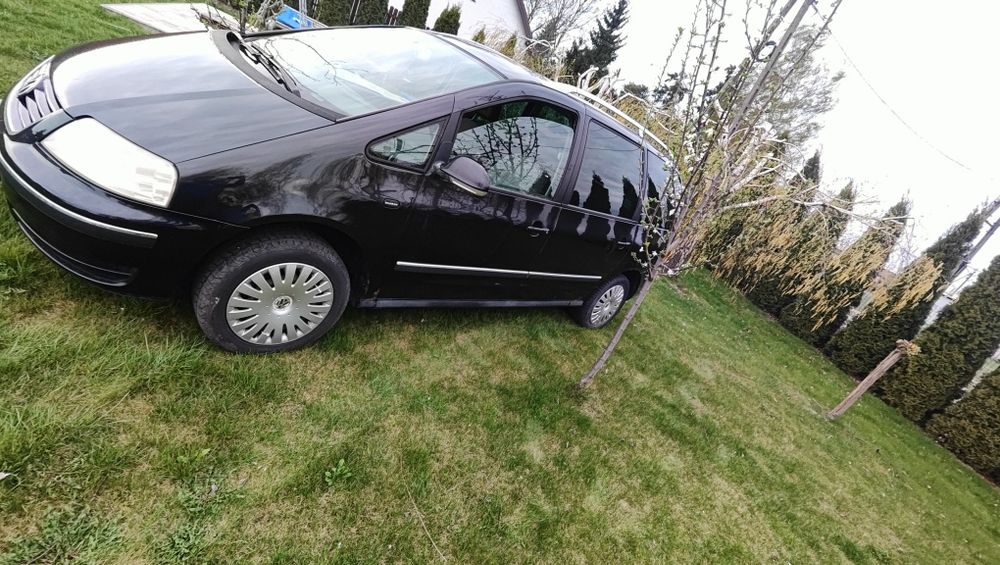 VW Sharan 1.9 TDI 130 km