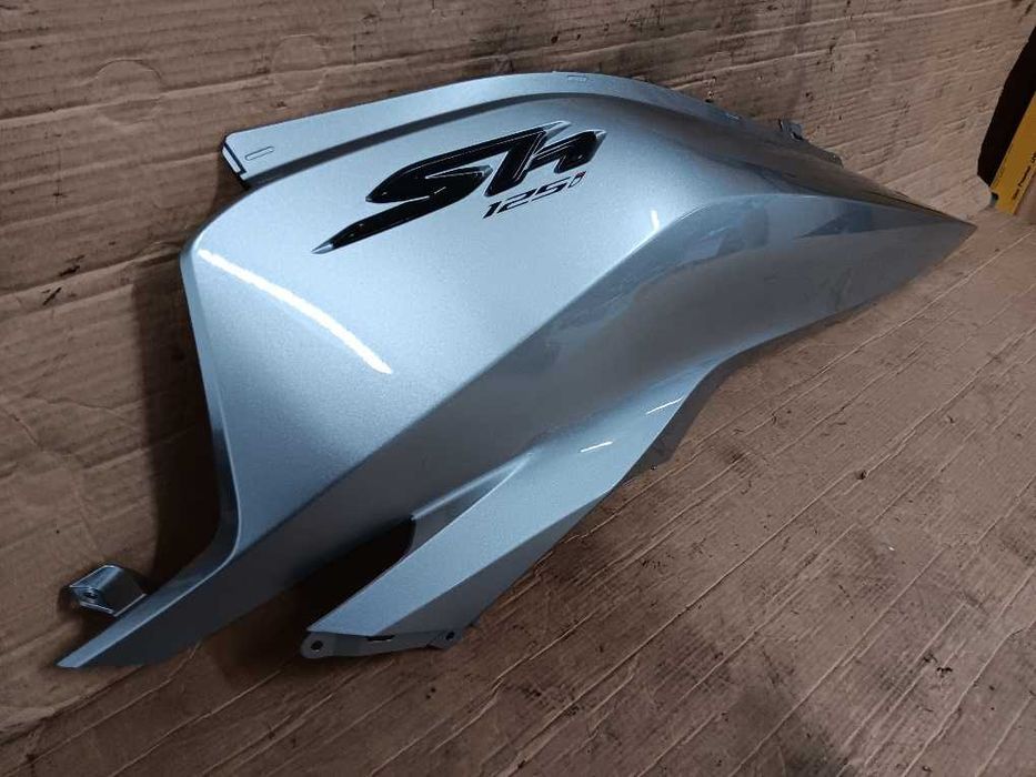 Carenagem traseira esquerda Honda SH125 versão  2019 e 2020