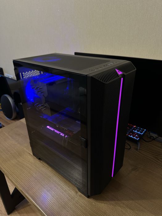Продам системний блок FX-6300, 16gb, GTX 1080 8gb, SSD 120+512gb