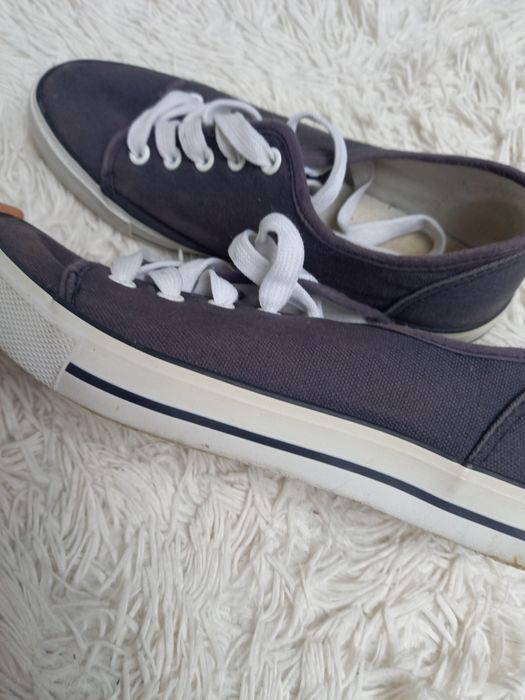 Trampki chłopięce granatowe rozmiar 38 UK 5