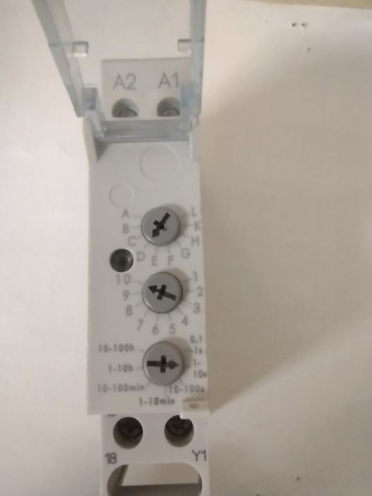 Legrand przekaźnik czasowy