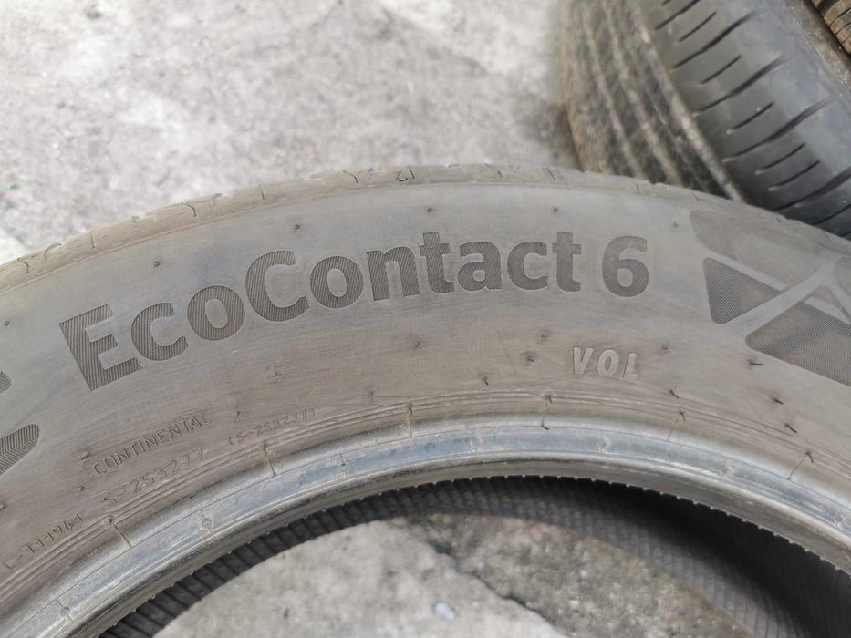 328) Opona - 235/55/18 - Continental - 5mm - 1x2021 - Letnia