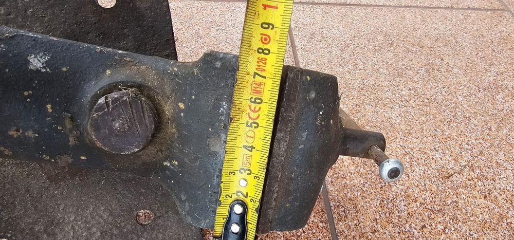Stare imadło aluminiowe sygnowane