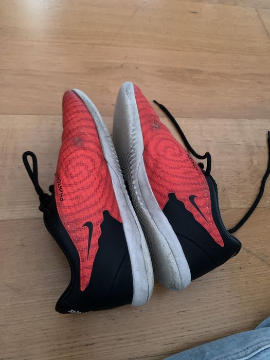 Chuteiras NIKE Phantom