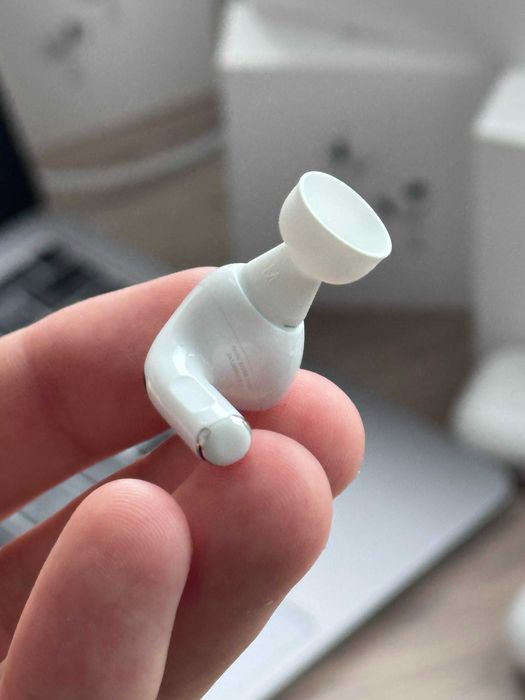 Магазин б/у Правий AirPods Pro 2 A2698 Lightning A2699, A2700 Оригинал