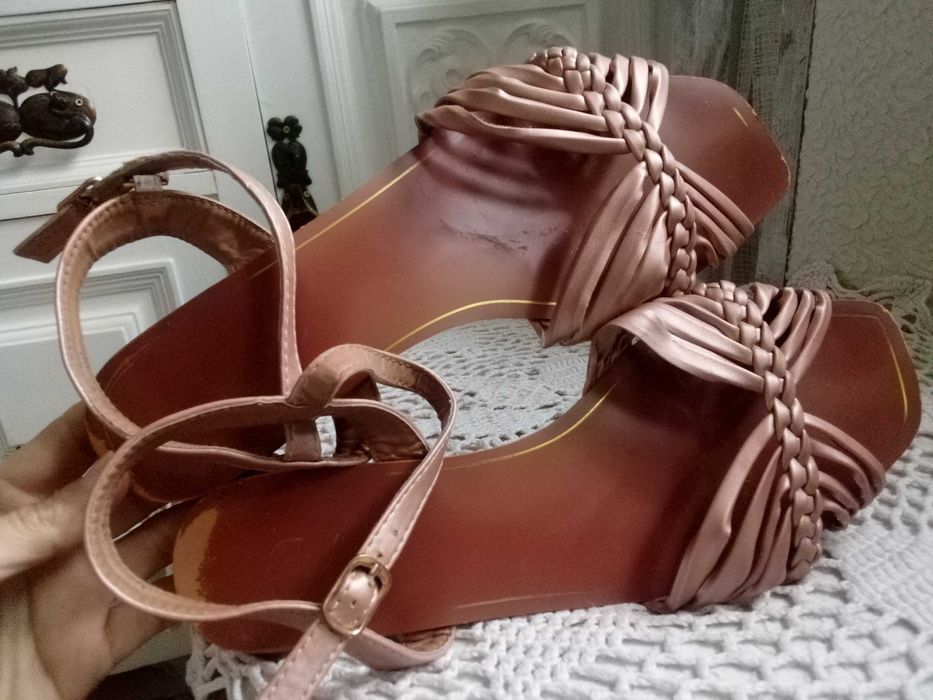 GRATIS złote sandały buty letnie damskie 38 oryginalne stylowe