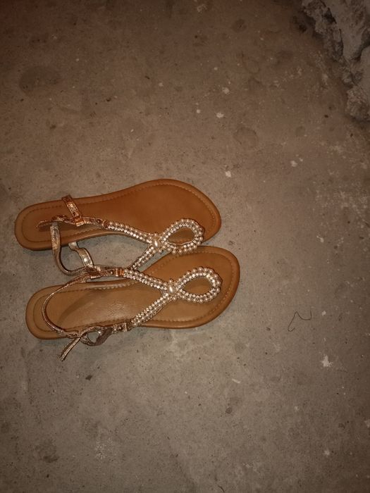 Buty damskie sandały