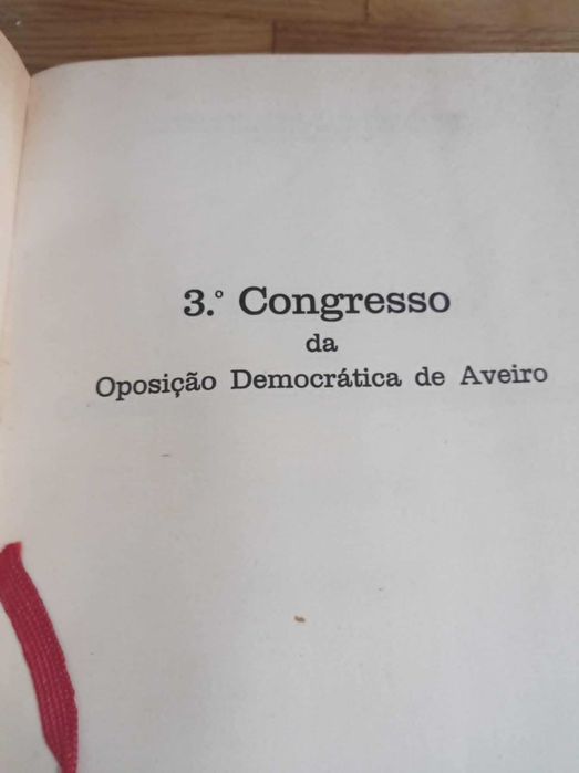 vendo livro 3º congresso da oposição de Aveiro