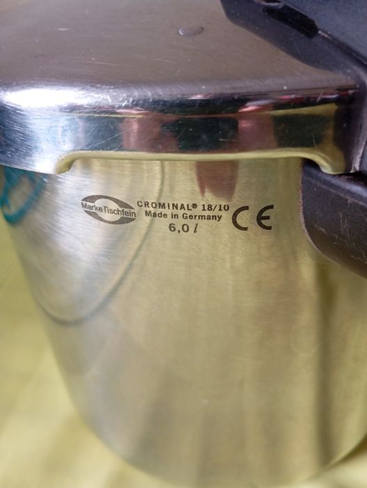 Panela de pressão 6 litros