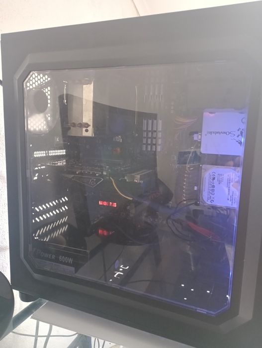 PC gamer Ryzen 5 e NVIDIA GTX 1070
