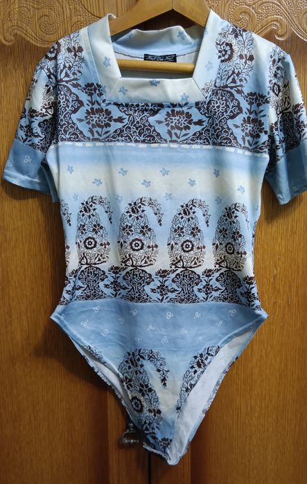 Продам бодик женский