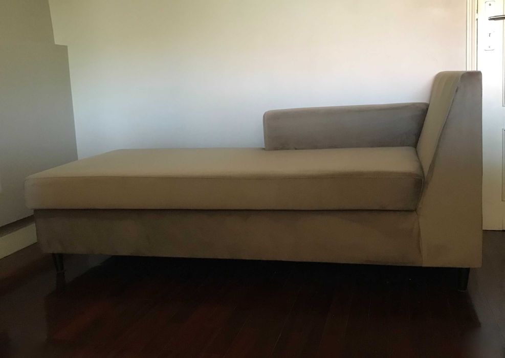 Chaise Longue 180cm, foi feita por encomenda recentemente