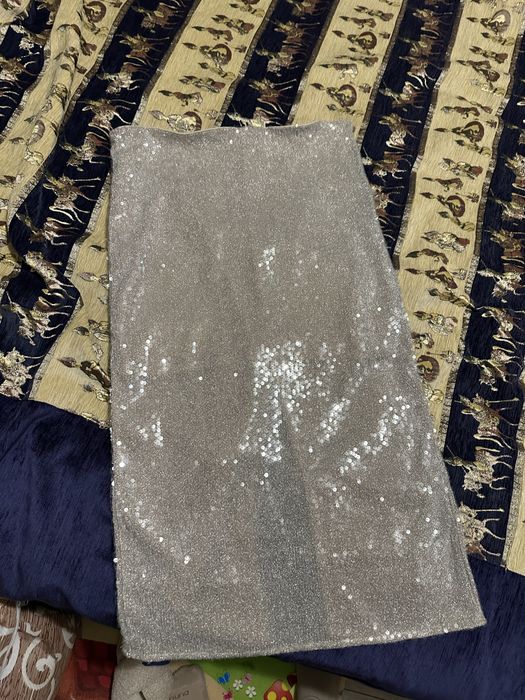 Спідниця з паєтками