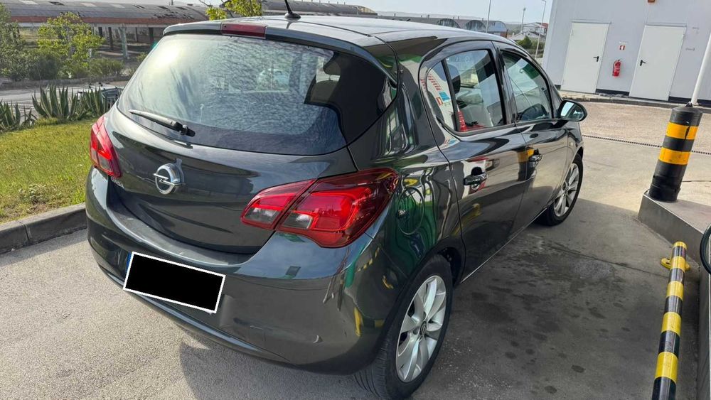 Carro Opel corsa 1.2