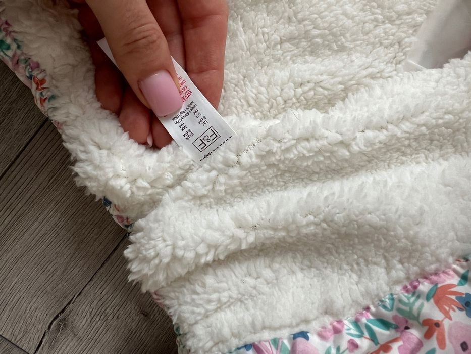 Куртка  F&F 3-6 місяців