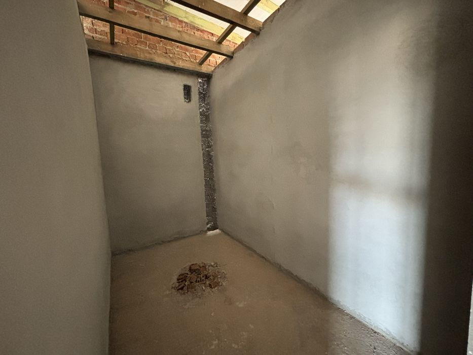 Продається таунхаус 135м².Ділянка 2сот. Угорники. Сирець. Комунікації