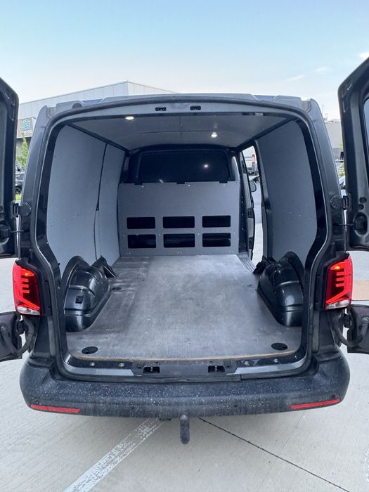 Vw transporter T6.1  L2H1 dsg automat Jak Nowe