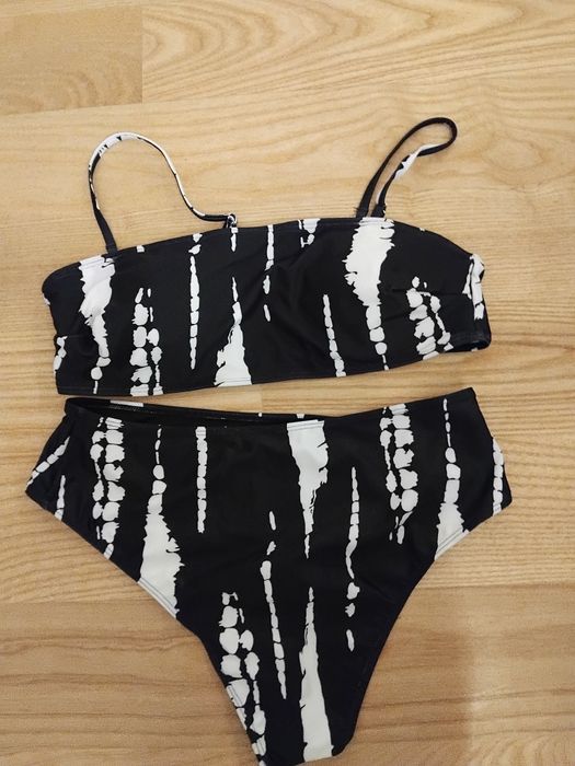 Bikini L por estrear