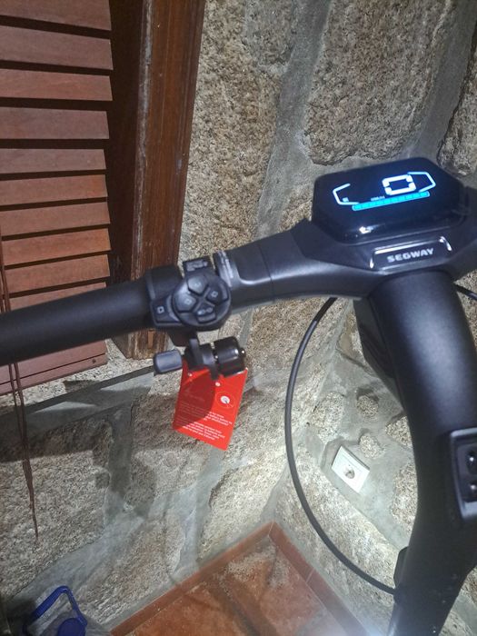 Trotinete  com dois anos de garantia