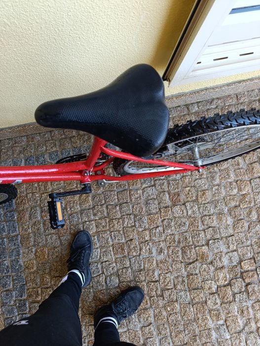 Bicicleta Sirla - Mudanças e Travões Shimano