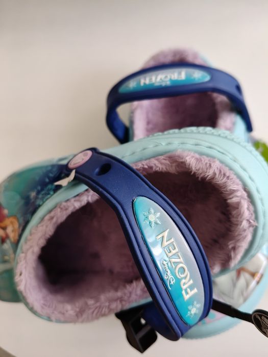 Crocs c/ pêlo n c13 Novas